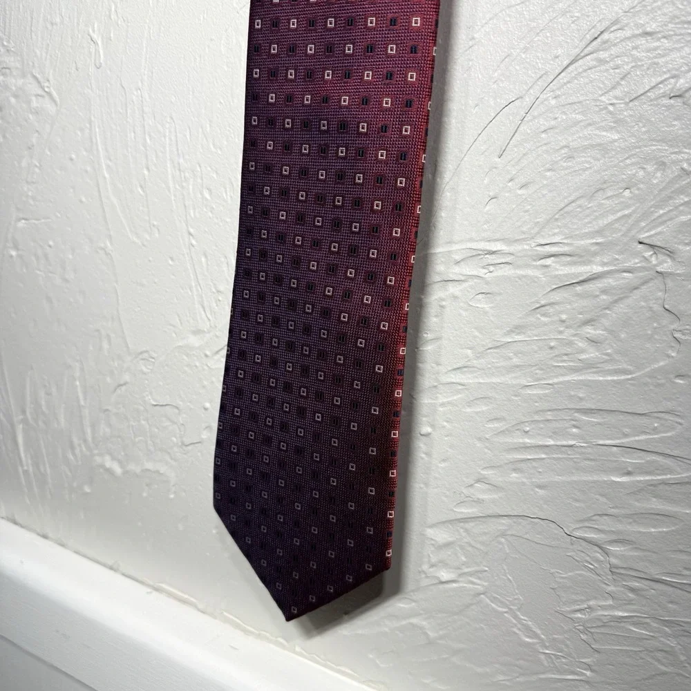 Bruno Piattelli Men's 100% Silk Tie Classic Length‎ Red W/blue& White Squares